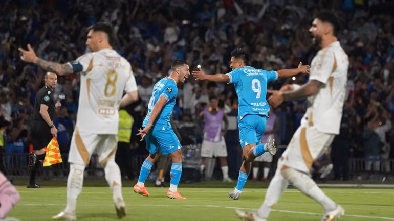 Cruz Azul vs Tigres UANL